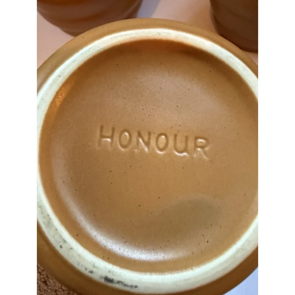 Honour Black Bear Honey Beehive 3 Piece Canister Set Ceramic Tan Brown Kitchen